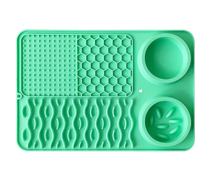 Подложка с купички за близане и бавно хранене на кучета и котки