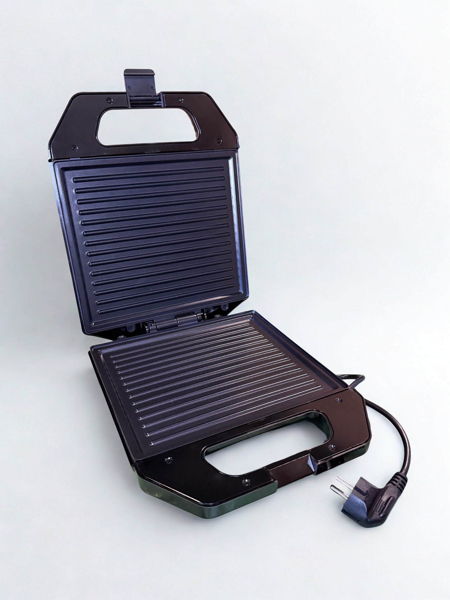 Грил скара Sonymax SN 9005 с незалепващо  покритие, 2000W